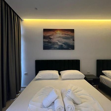 E&L Luxury Apartments Sarandë Eksteriør bilde