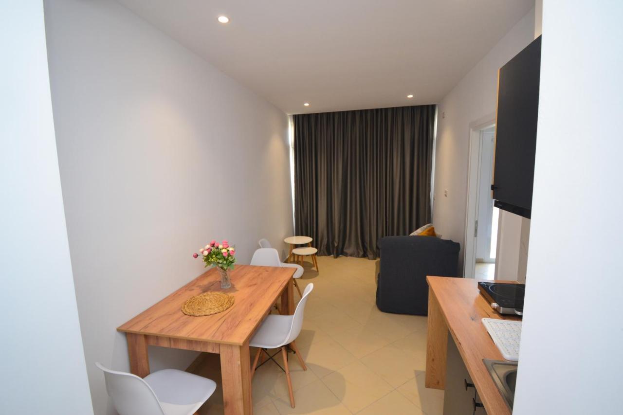 E&L Luxury Apartments Sarandë Eksteriør bilde