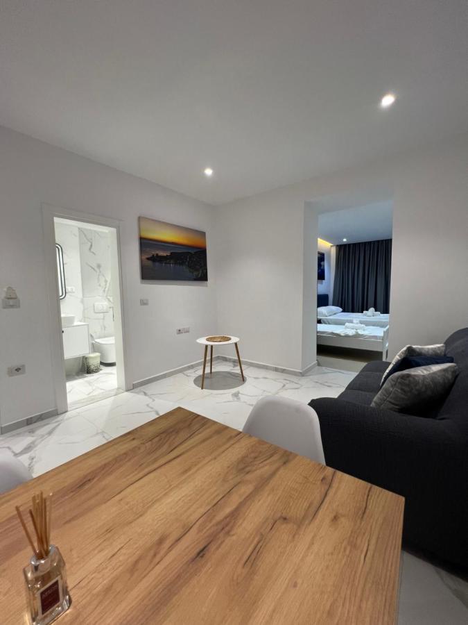 E&L Luxury Apartments Sarandë Eksteriør bilde
