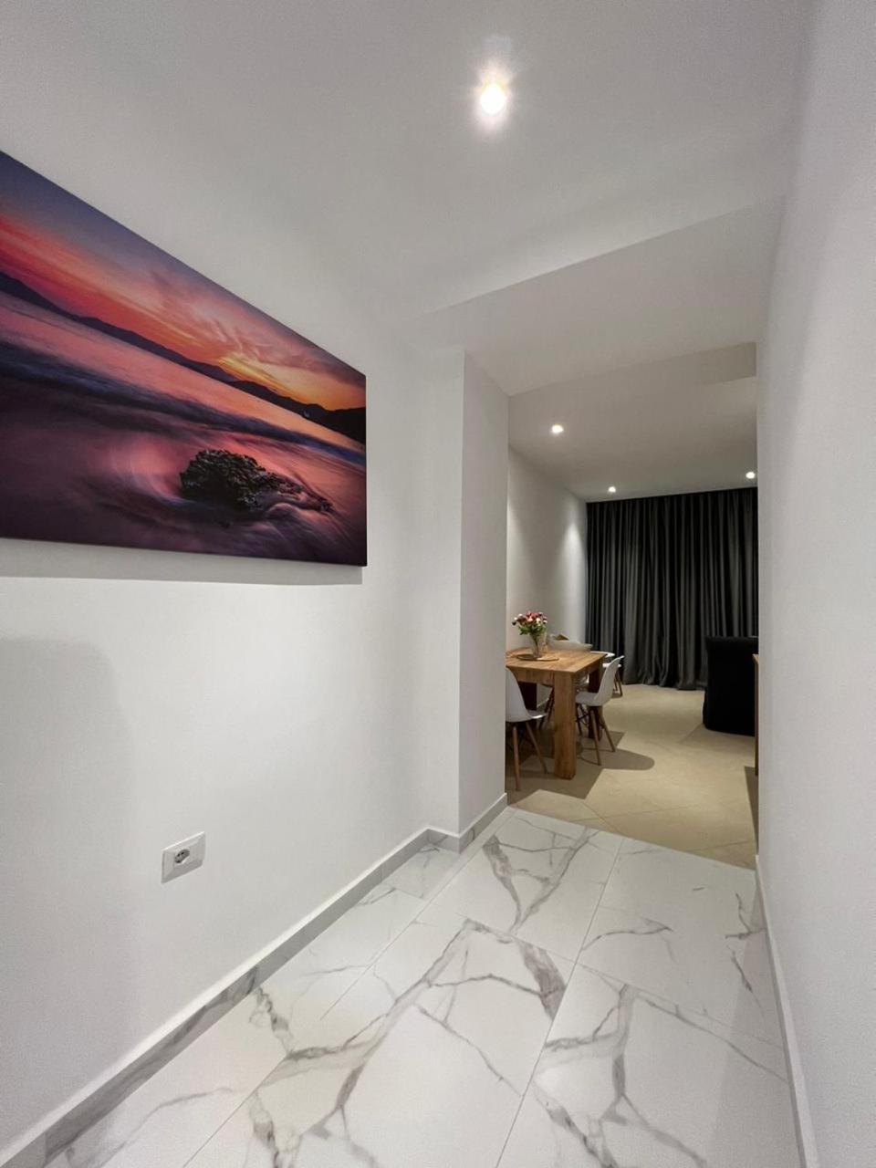 E&L Luxury Apartments Sarandë Eksteriør bilde